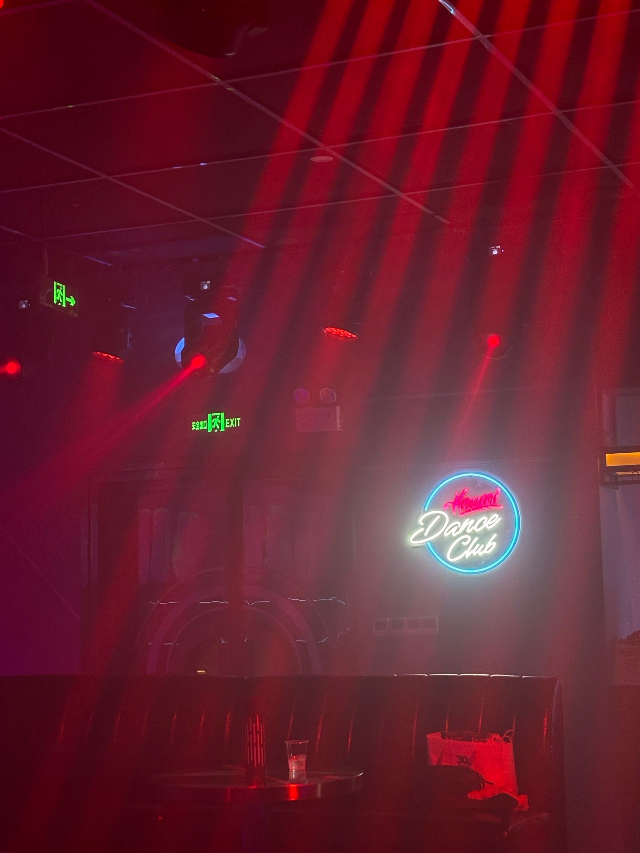 荆州商务ktv中低端区别解析-沙市区ktv预订